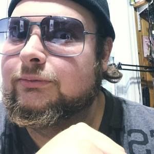 Meet your Posher, Tommy